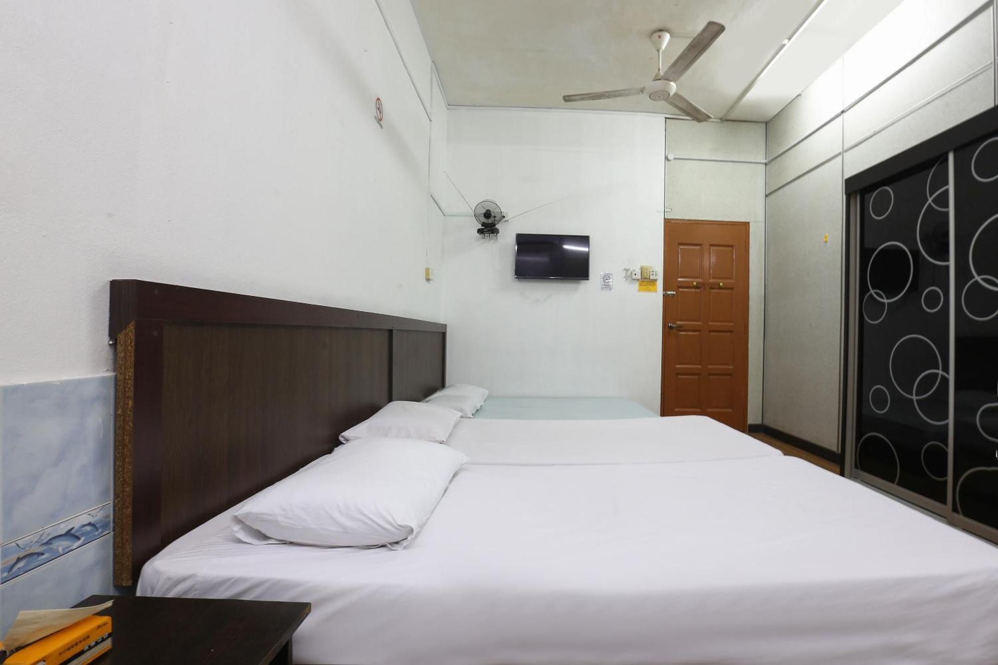 Oyo 89755 D&D Budget Inn Kota Bharu Exterior foto