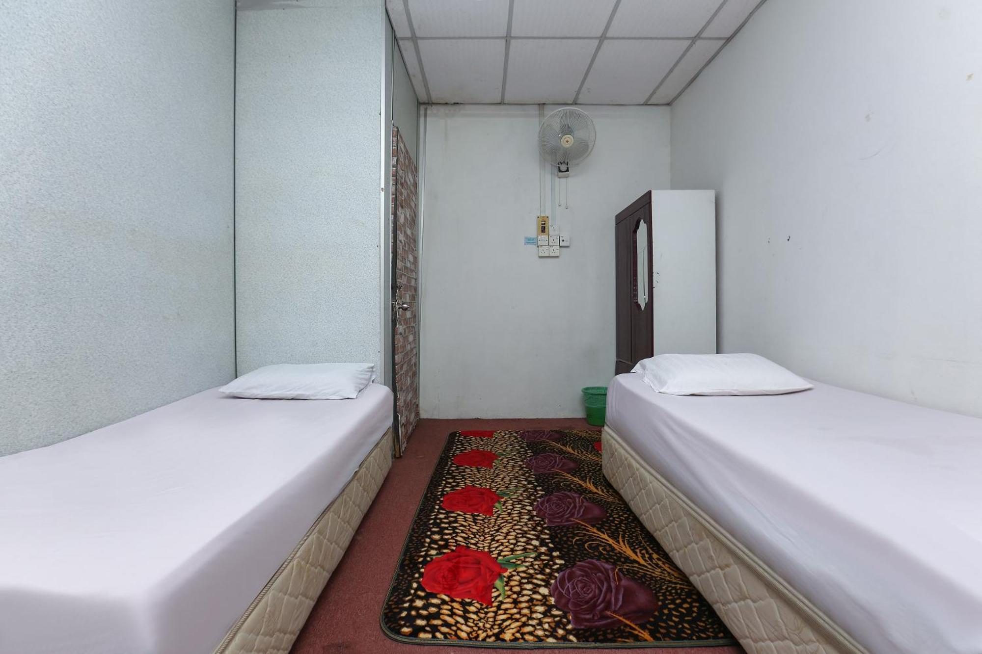 Oyo 89755 D&D Budget Inn Kota Bharu Exterior foto